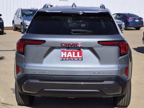New 2026 GMC Terrain Elevation w/ Elevation Premium Package FWD image 4