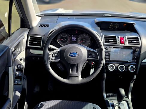 Used 2016 Subaru Forester 2.5i Premium AWD/4WD image 16
