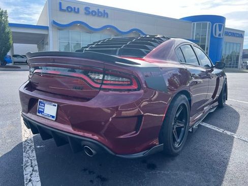 Used 2018 Dodge Charger R/T RWD image 9