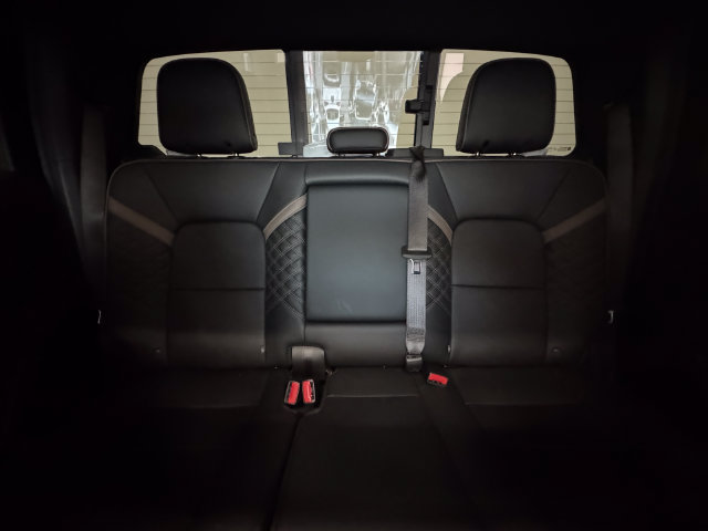 Used 2023 GMC Canyon Denali AWD/4WD image 7