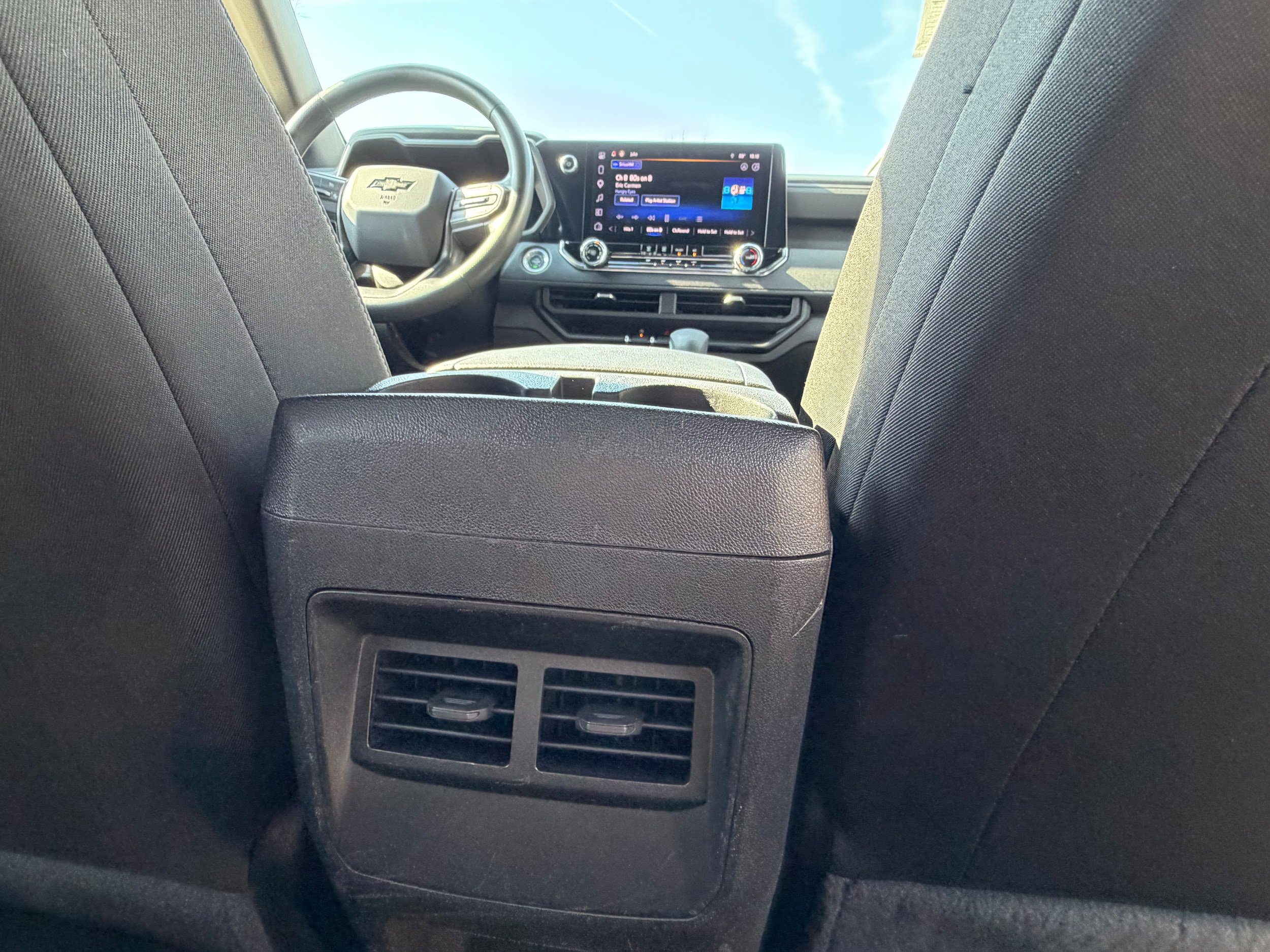Used 2023 Chevrolet Colorado Trail Boss w/ LPO, Dark Essentials Package AWD/4WD image 15