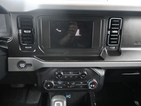 Used 2022 Ford Bronco 4-Door w/ Sasquatch Package AWD/4WD image 14