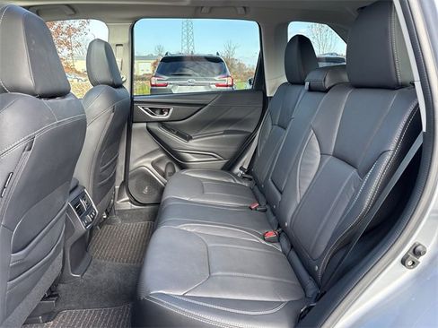 Used 2023 Subaru Forester Touring image 28