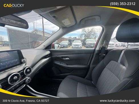 Used 2022 Nissan Sentra SV w/ Trunk Package image 14