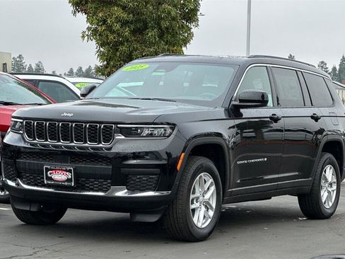 New 2025 Jeep Grand Cherokee L Laredo w/ Luxury Tech Group I image 8