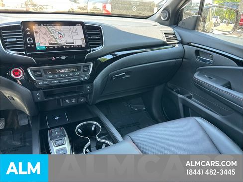 Used 2025 Honda Ridgeline Black Edition image 28