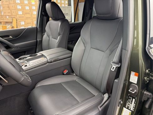 New 2026 Lexus LX 700h Luxury image 19