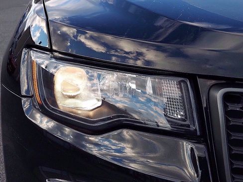 Used 2018 Jeep Grand Cherokee Trailhawk image 9