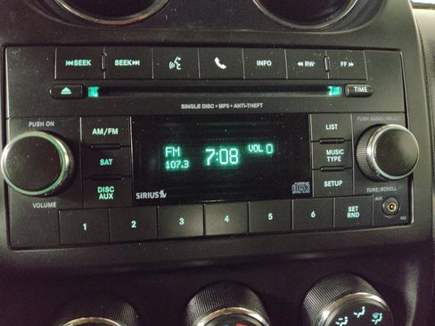 Used 2016 Jeep Compass Sport w/ Power Value Group FWD image 25