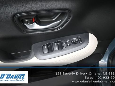 Used 2024 Honda HR-V LX image 24