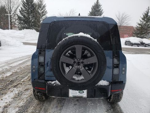 New 2026 Land Rover Defender 110 S image 4