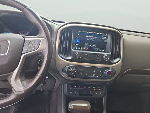 Used 2021 GMC Canyon Denali image 25