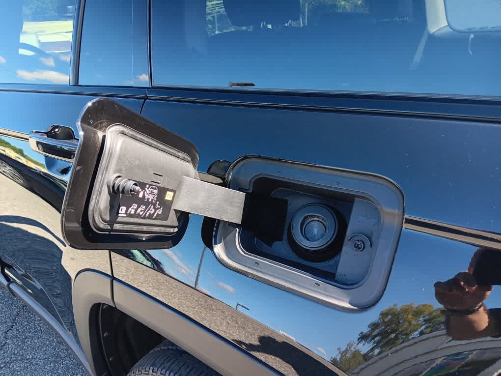 Used 2023 Jeep Grand Cherokee 4WD 4xe image 38