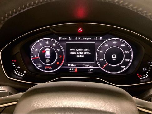 Used 2018 Audi Q5 Premium Plus image 24