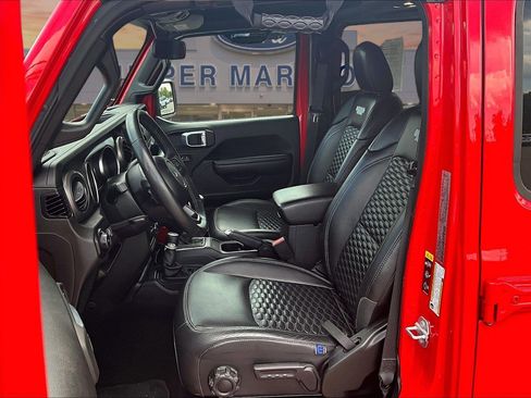 Used 2021 Jeep Wrangler Unlimited Sport AWD/4WD image 25