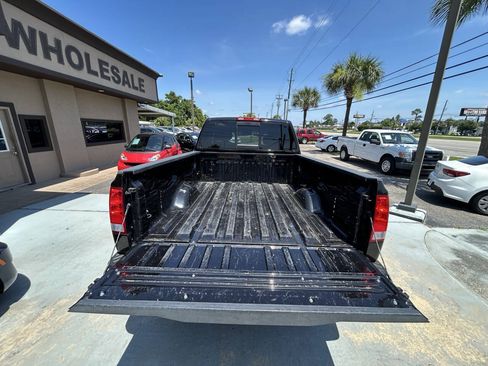 Used 2012 Nissan Titan SV w/ SV Value Truck Pkg AWD/4WD image 10
