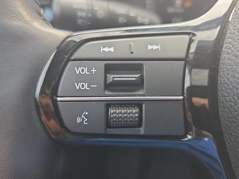 Used 2024 Honda Pilot Elite image 38