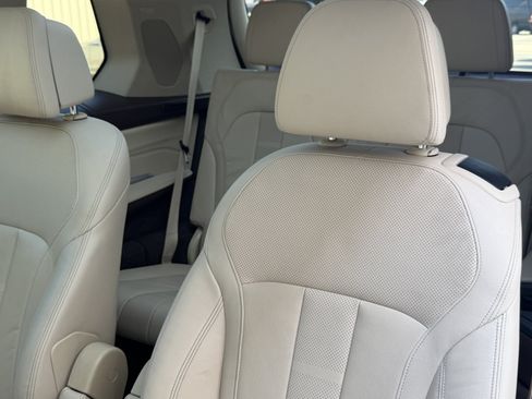 Used 2019 BMW X7 xDrive40i w/ Luxury Seating Package AWD/4WD image 27
