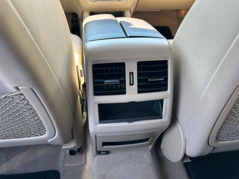 Used 2015 Mercedes-Benz ML 350 4MATIC image 26