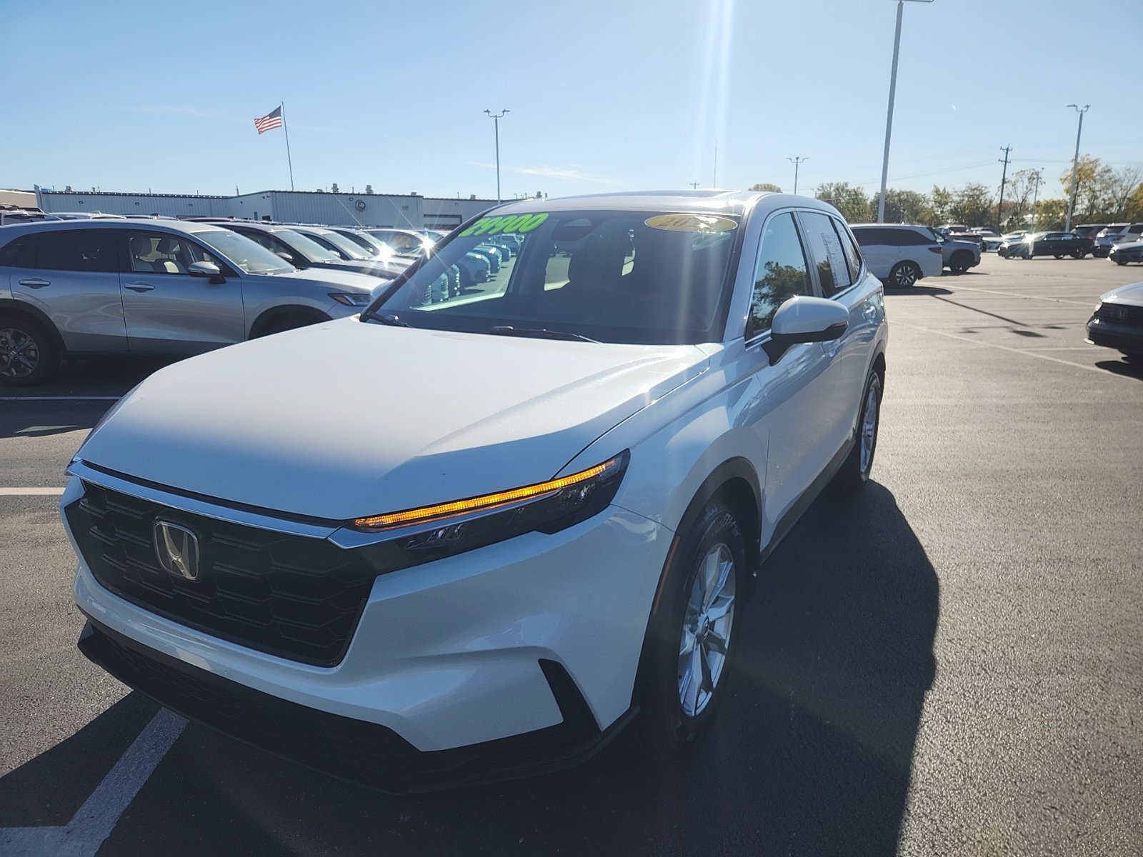Used 2024 Honda CR-V EX image 2