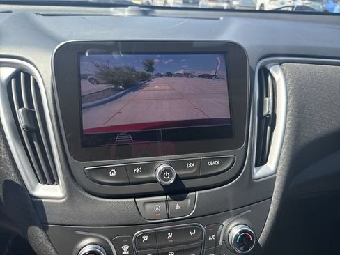 Used 2024 Chevrolet Malibu LT FWD image 15