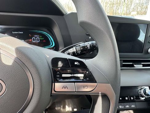 New 2026 Hyundai Elantra Blue image 27