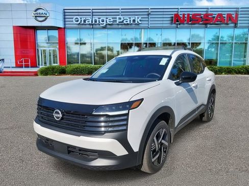 New 2026 Nissan Kicks SV image 4