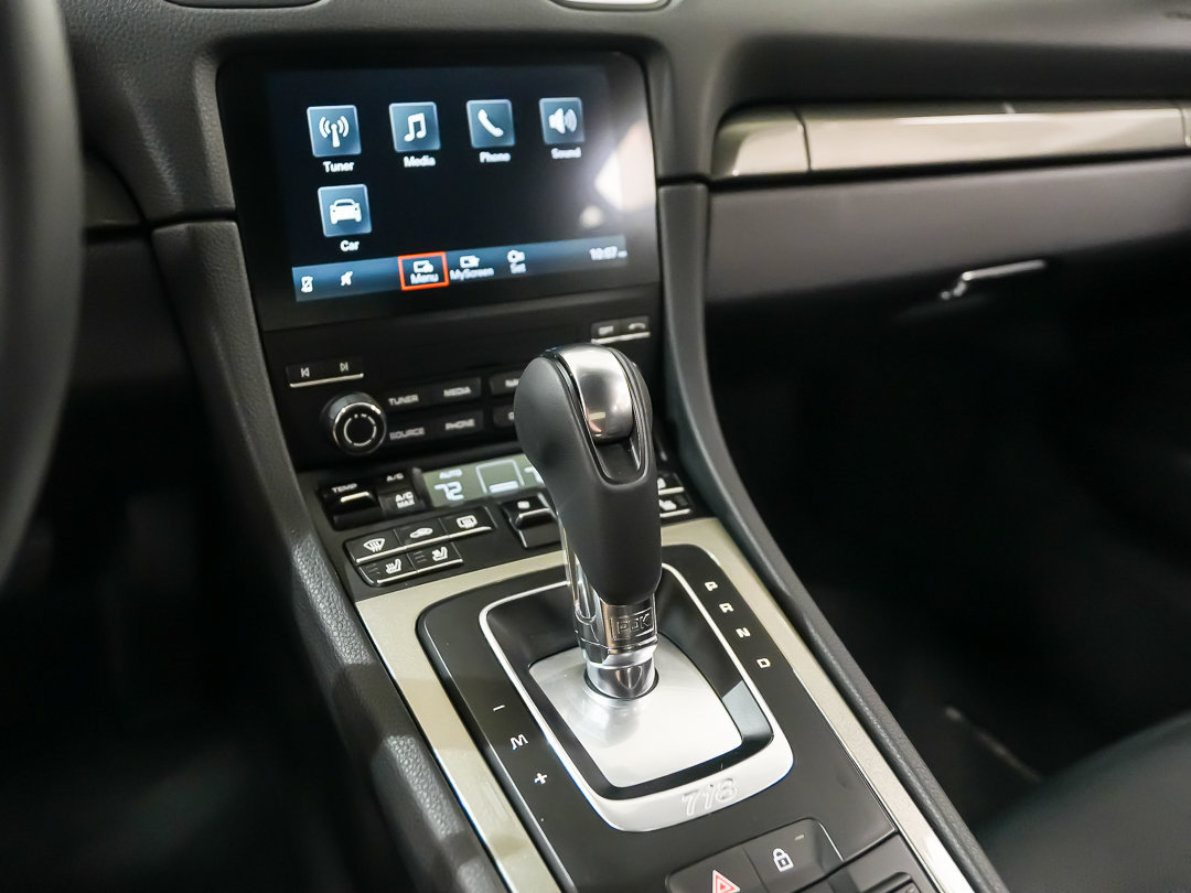Certified 2025 Porsche 718 Cayman RWD image 30