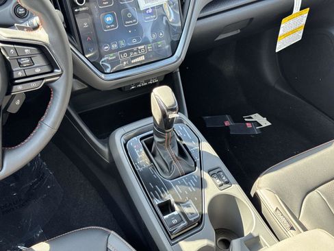 New 2026 Subaru Crosstrek 2.5i Limited w/ Crosstrek Mirror Package image 12