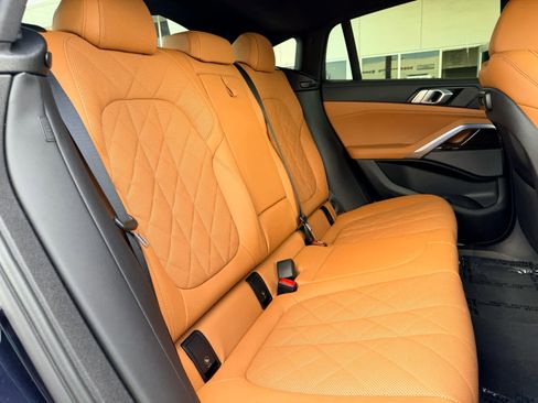 Used 2023 BMW X6 xDrive40i w/ M Sport Package image 20