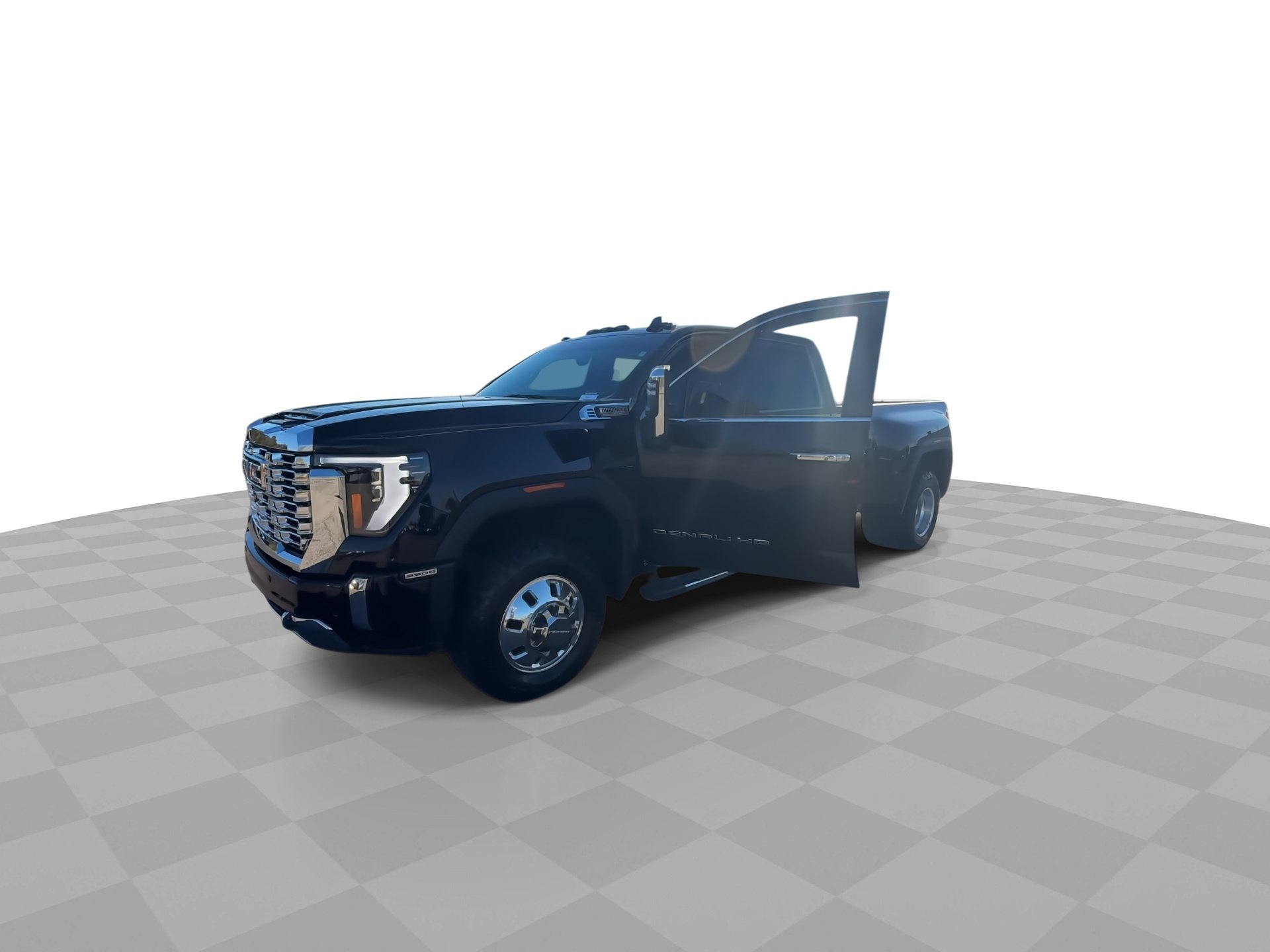 Used 2024 GMC Sierra 3500 Denali w/ Denali Reserve Package AWD/4WD image 4