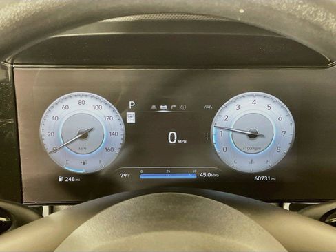 Used 2024 Hyundai Elantra SEL FWD image 18