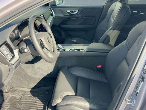 Certified 2026 Volvo V60 B5 Cross Country Ultra image 5