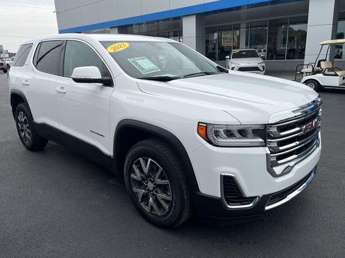 Used 2023 GMC Acadia SLE image 6