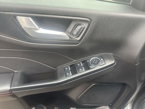 Used 2025 Ford Escape ST-Line Select image 13