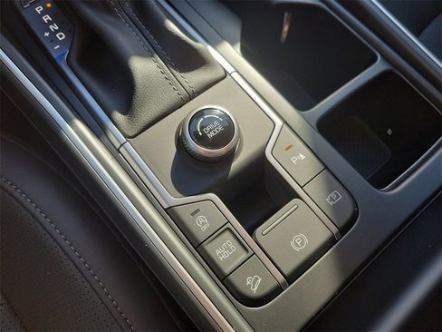 New 2026 Kia Sorento S image 37