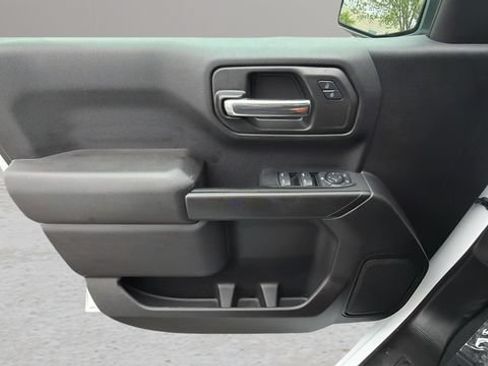 Used 2024 GMC Sierra 1500 Pro w/ Pro Value Package RWD image 18