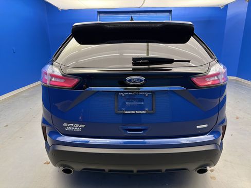 Used 2020 Ford Edge SE image 6