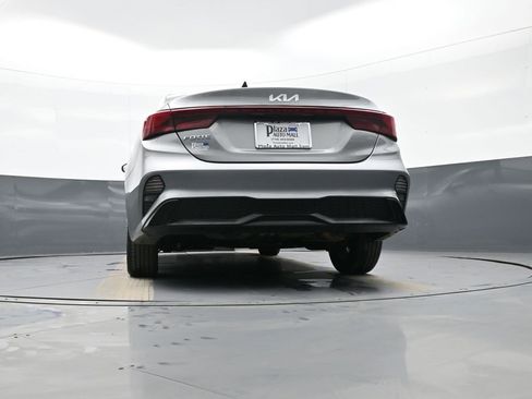Certified 2024 Kia Forte LXS w/ LXS Technology Package image 29