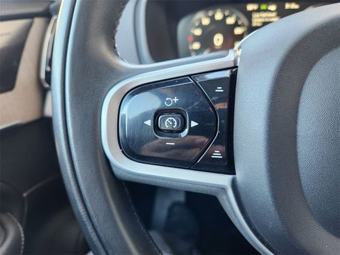 Used 2022 Volvo XC90 T6 Inscription image 28