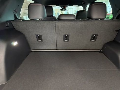 New 2026 Chevrolet Equinox RS w/ Convenience Package III FWD image 21