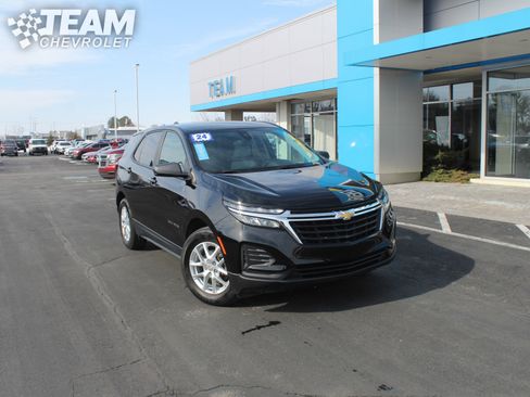 Certified 2024 Chevrolet Equinox LS w/ LS Convenience Package image 2