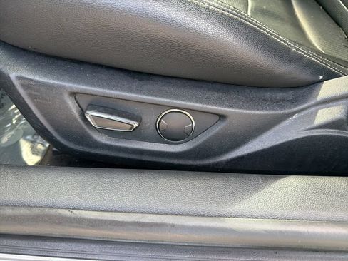 Used 2018 Ford Mustang Premium RWD image 12