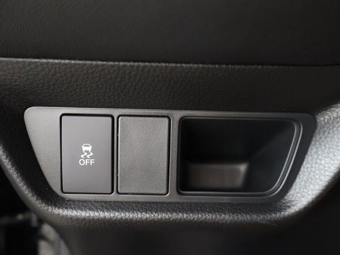 Certified 2026 Honda HR-V Sport image 32