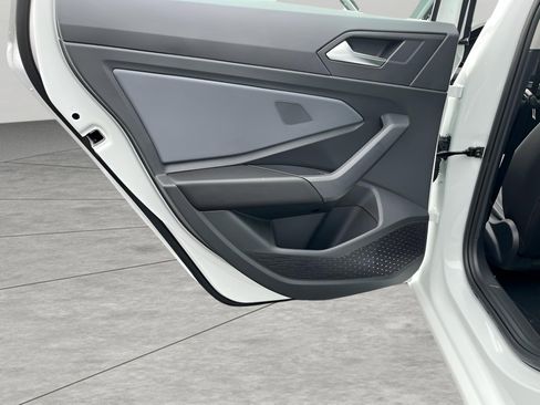 New 2025 Volkswagen Jetta SE image 24