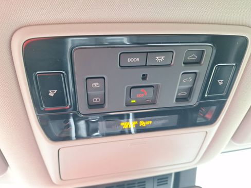 Used 2026 Toyota Grand Highlander Limited image 28