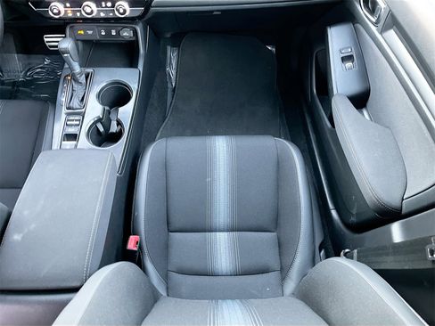 Used 2025 Honda Civic Sport image 21