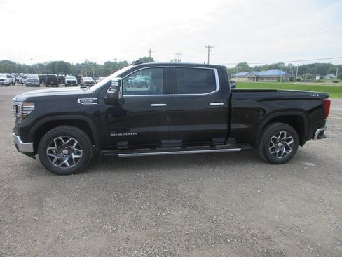 New 2026 GMC Sierra 1500 SLT w/ SLT Premium Plus Package AWD/4WD image 11