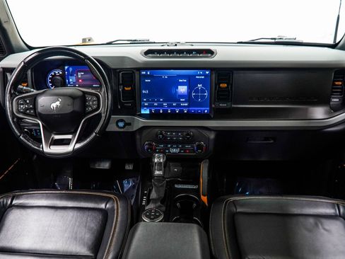 Used 2021 Ford Bronco Badlands AWD/4WD image 5