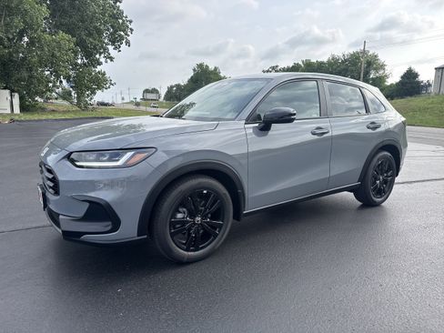 New 2027 Honda HR-V Sport image 2